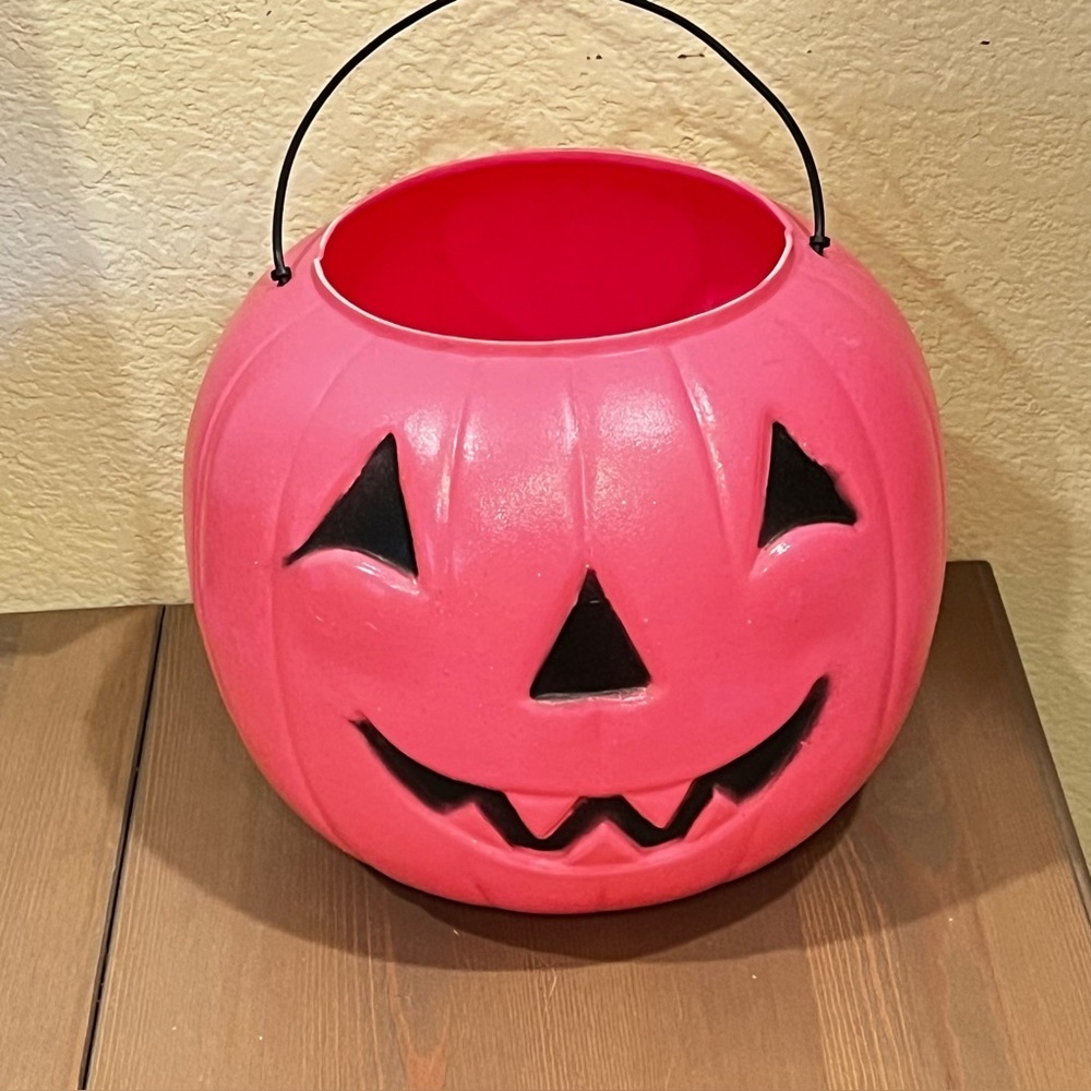 Vintage Blow mold Pumpkin Pail Halloween Pink Glitter General Foam Plastics USA